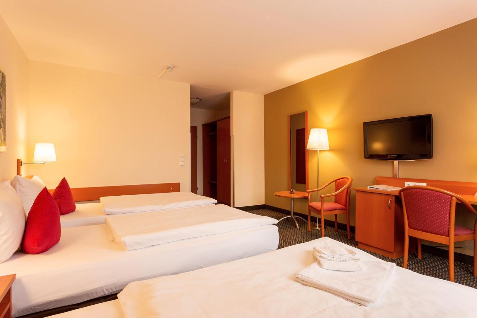Central Hotel Loewen Feldkirch Oda fotoğraf