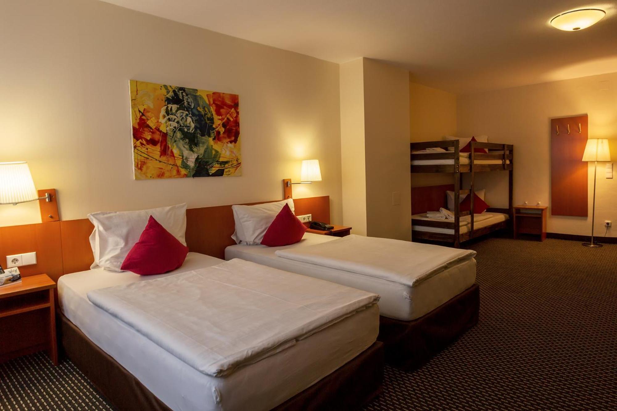 Central Hotel Loewen Feldkirch Oda fotoğraf