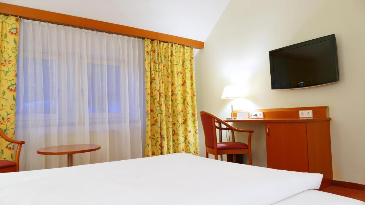Central Hotel Loewen Feldkirch Dış mekan fotoğraf